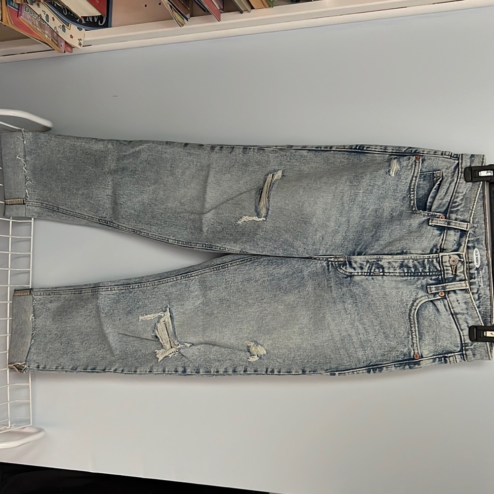 Old Navy Hi-Rise Sky-Hi Straight Ripped Jeans, Light Washed, Size: 4